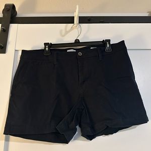 Market and Spruce shorts